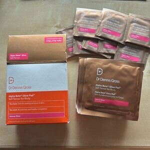 Dr. Dennis Gross Tanning Wipes